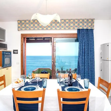 Sul Mare Porto Corallo Lägenhet *